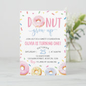 Invitation Anniversaire Croissance De Donut (Debout devant)