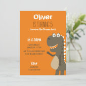 Invitation Anniversaire de Dinosaur (Debout devant)