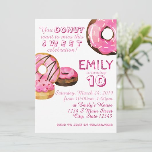 Invitation Anniversaire de Donut (Debout devant)