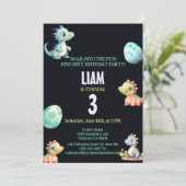 Invitation Anniversaire de enfant de dinosaures jo (Debout devant)