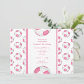 Invitation anniversaire de football de fille blanche rose ou (Debout devant)