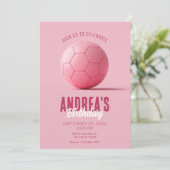 Invitation Anniversaire de football rose (Debout devant)
