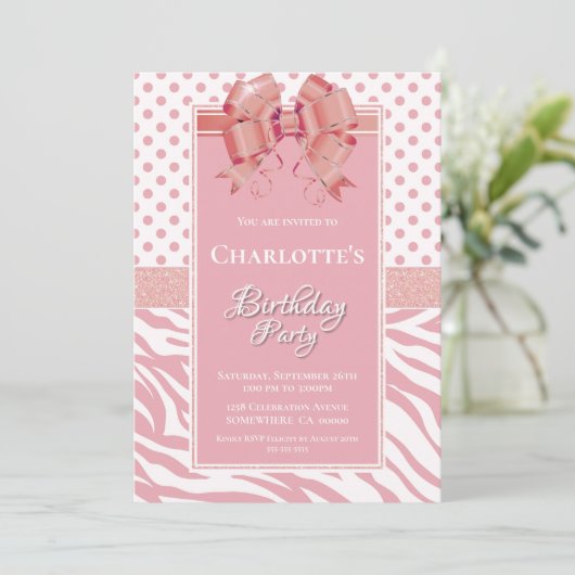 Invitation Anniversaire de la Bow rose (Debout devant)