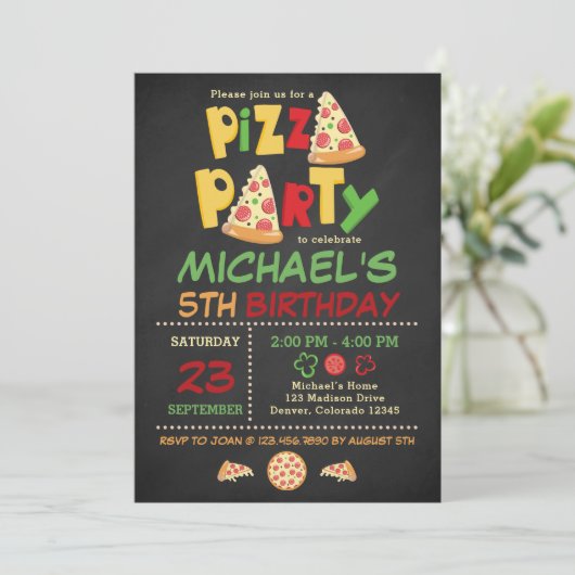 Invitation Anniversaire de la fête de pizza de tab (Debout devant)