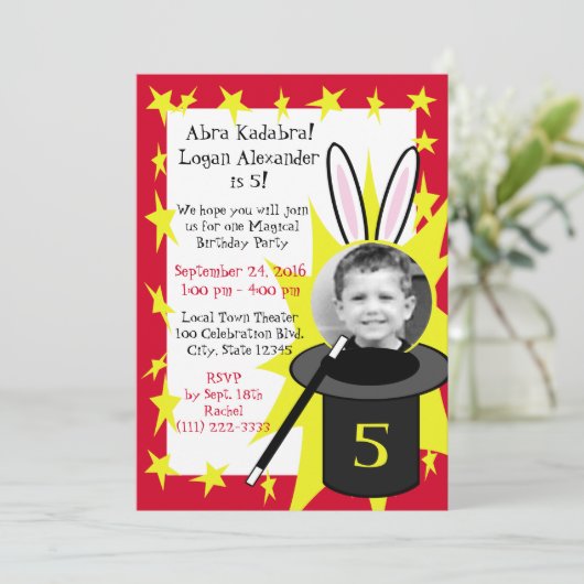 Invitation Anniversaire de Magic Me (Debout devant)