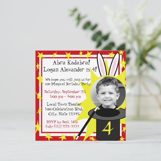 Invitation Anniversaire de Magic Me (Debout devant)