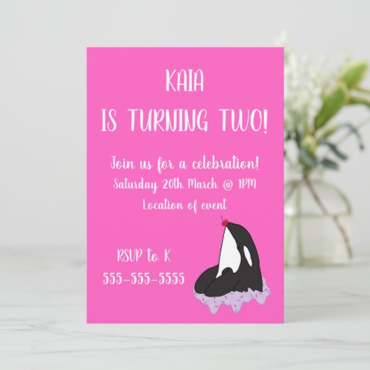 Invitation Anniversaire d'Orca (Debout devant)