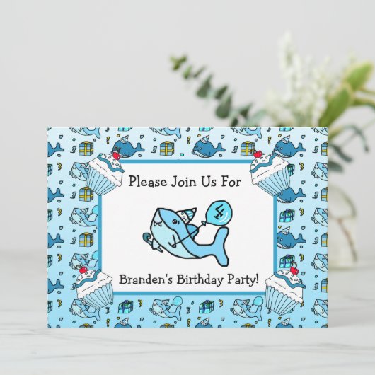 Invitation Anniversaire du bébé requin (Debout devant)