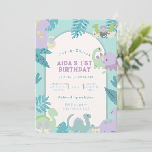 Invitation Anniversaire du dinosaure à un saurus (Debout devant)