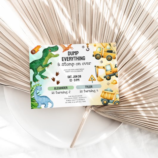 Invitation Anniversaire du Dinosaure et frère de la construct