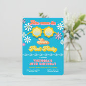 Invitation Anniversaire du Retro Hippie 70's 60's Daisy Pool (Debout devant)