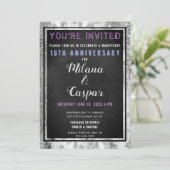 Invitation Anniversaire du tableau noir en argent chatoyant (Debout devant)