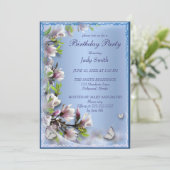 Invitation Anniversaire Élégant Floral Et Papillon Violet (Debout devant)