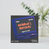 Invitation Anniversaire esthétique de la télévision rétro Inv (Debout devant)