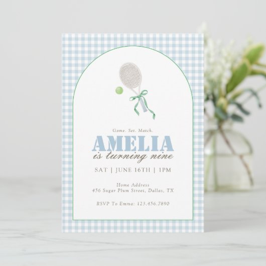 Invitation Anniversaire Fille 9 Ans Tennis Gingham (Debout devant)