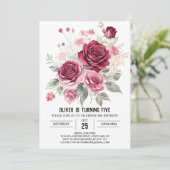 Invitation Anniversaire floral simple bordeaux élégant (Debout devant)