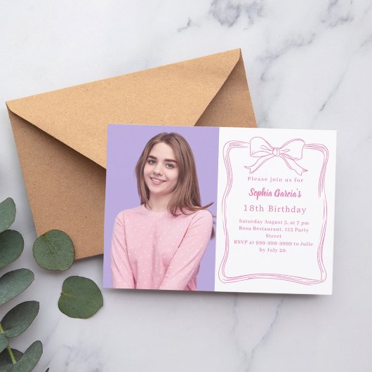 Invitation Anniversaire rose blanc dessiné main