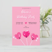 Invitation Anniversaire rose de coeur mignon (Debout devant)