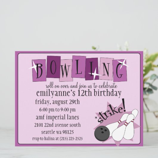Invitation Anniversaire totalement rétro de bowling de (Debout devant)