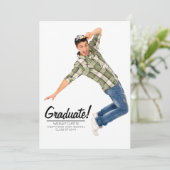 Invitation Annonces de diplômes amusants et uniques (Debout devant)