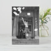 Invitation Annonces de graduation photo personnalisée pour ch (Debout devant)