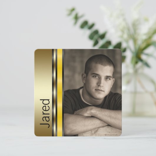 Invitation Annonces d'obtention du diplôme pour garçons (Debout devant)