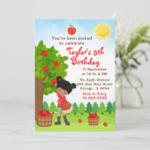 Invitation Apple Picking Anniversaire Africaine Américaine Gi (Debout devant)
