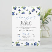 Invitation aquarelle bleuet Berry Baby shower doux (Debout devant)