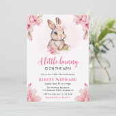 Invitation Aquarelle Cerisier Fleurs Baby shower lapin (Debout devant)