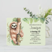 Invitation Aquarelle mignonne Sloth & Feuilles tropicaux Anni (Debout devant)