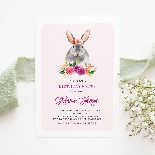 Invitation Aquarelle Rabbit et Fleurs pourpres Anniversaire