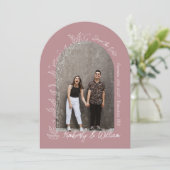 Invitation Arc de Feuilles botaniques Dusty Rose Enregistrer  (Debout devant)