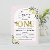 Invitation Arc Floral Notre Squeeze Principal 1er Anniversair (Debout devant)