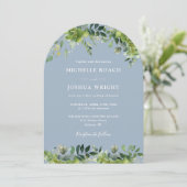 Invitation Arc floral vert Dusty Blue Monogram Mariage (Debout devant)