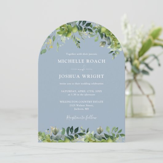 Invitation Arc floral vert Dusty Blue Monogram Mariage (Debout devant)