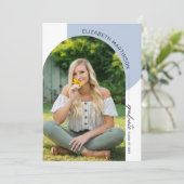 Invitation Arc minimal moderne 2 Photo Bleu Graduation (Debout devant)