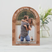 Invitation Arc moderne Boho Photo Terracotta Valentines Day (Debout devant)