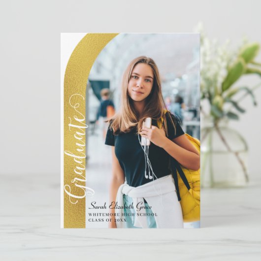 Invitation Arc moderne - Script photo Graduation (Debout devant)