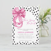 Invitation Arc rose Elle noue la Fête des mariées de noeud (Debout devant)