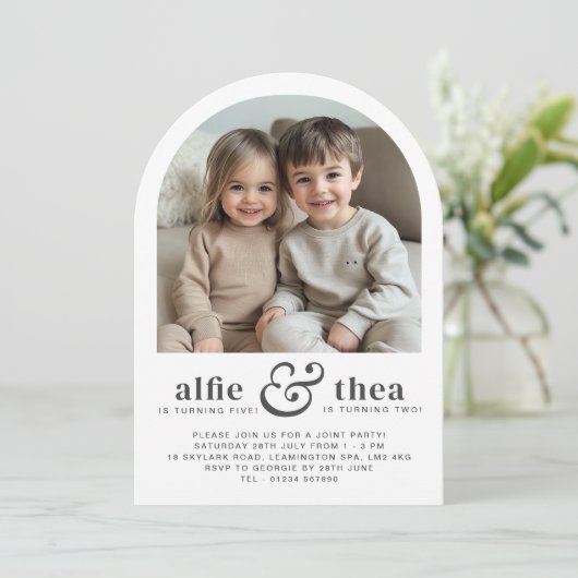 Invitation Arche d'invitation conjointe d'anniversaire (Debout devant)