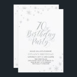 Invitation Argent et blanc | Modern Chic 70th Birthday Party<br><div class="desc">Fêtons votre 70e anniversaire avec cette invitation de fête élégante. Ce design présente une typographie argentée chic sur des graphismes scintillants avant et argent avec une photo sur le dos. Remplacez l'exemple de photo par le vôtre ou supprimez-le si vous ne le voulez pas. La couleur de l'arrière - plan...</div>