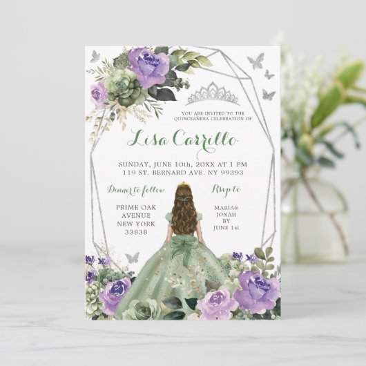Invitation Argent Sage violet Lilac Princesse Quinceañera (Debout devant)