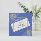 Invitation arrière - plan bleu avec une bordure en or (Debout devant)