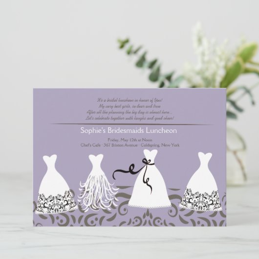 Invitation Arrière - plan de la serveuse de repas  (Debout devant)