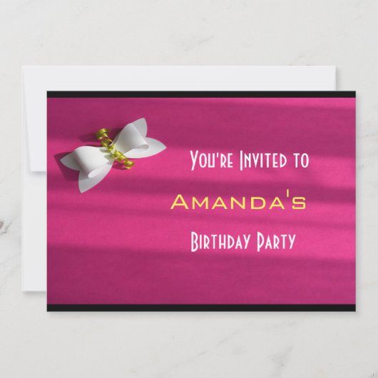 Invitation Arrière - plan rose avec un cou blanc Anniversaire (Devant)