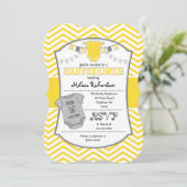 Invitation au Baby shower Chevron gris jaune (Debout devant)