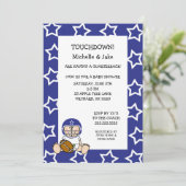 Invitation au baby shower de football masculin ble (Debout devant)