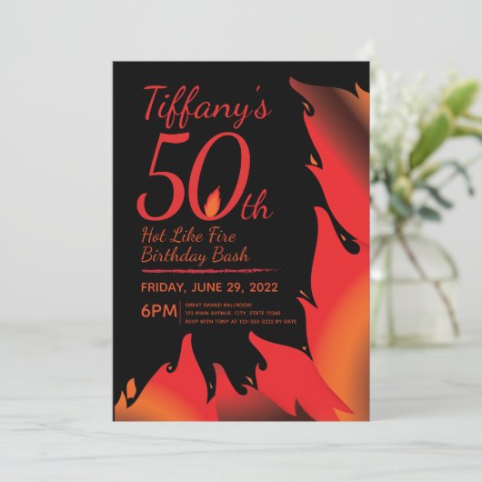 Invitation au jalon du feu (Debout devant)