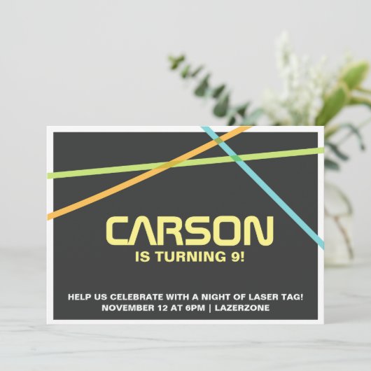 Invitation au Laser Tag (Debout devant)