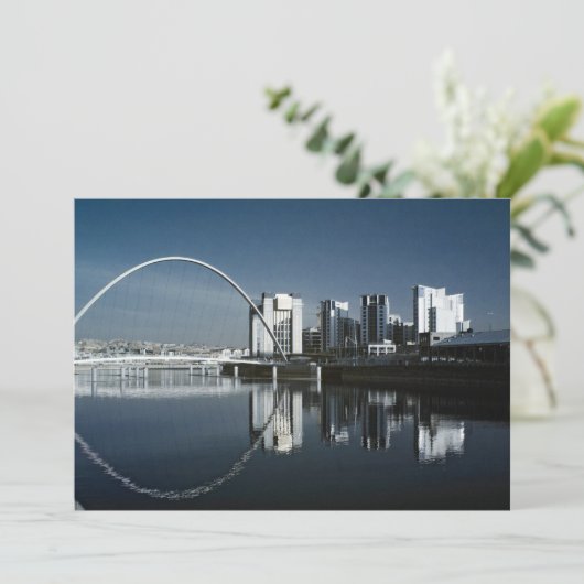 Invitation au Millennium Bridge (Debout devant)